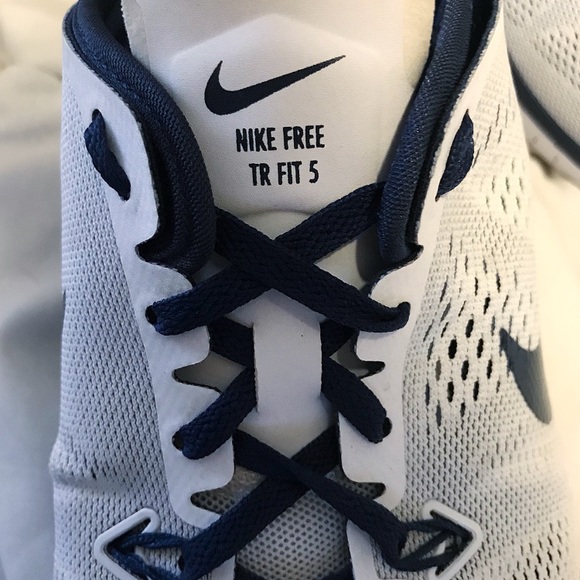 ✖️ SOLD ✖️ Nike Free - Picture 2 of 3